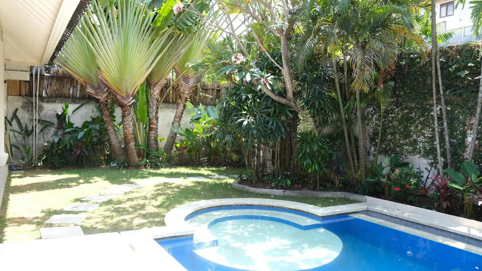Uma Dharma Villas Seminyak   Seminyak (Bali)