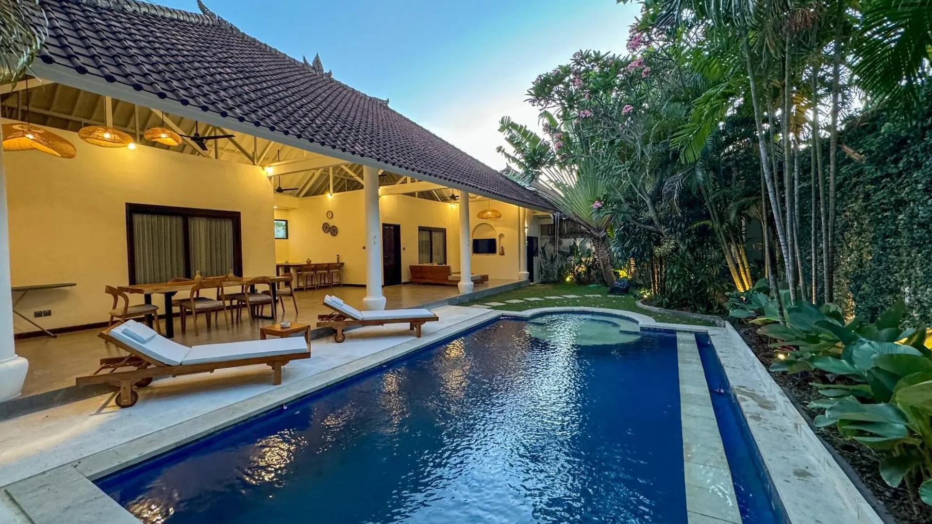 Uma Dharma Villas Seminyak  0*, Seminyak (Bali) Indonesia